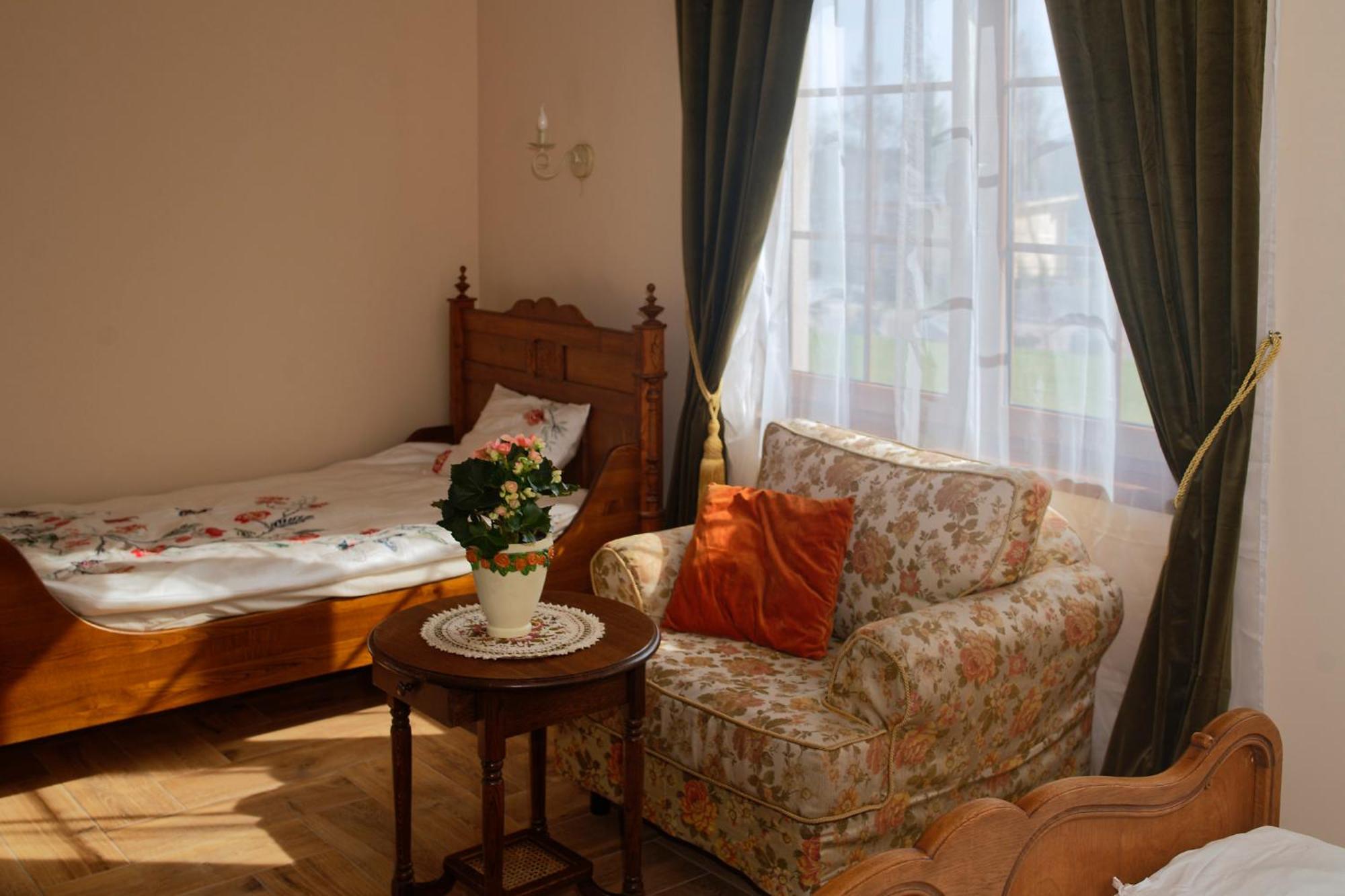 Czapla Stare Sady Bed & Breakfast Mikołajki Ngoại thất bức ảnh