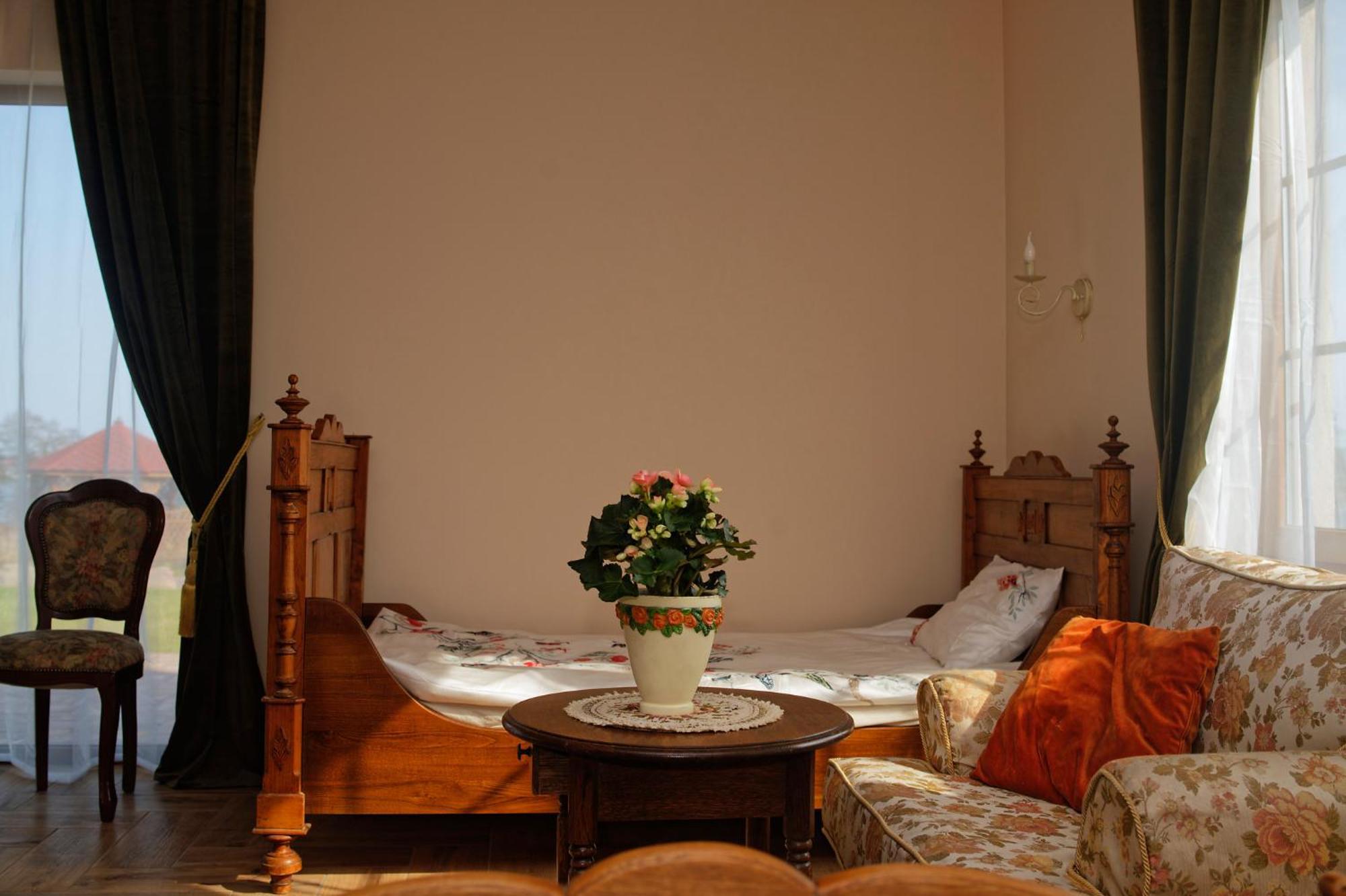 Czapla Stare Sady Bed & Breakfast Mikołajki Ngoại thất bức ảnh